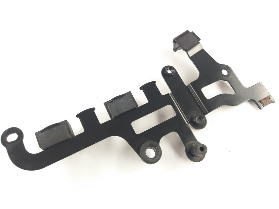 Aprilia RST 1000 Futura [2004] - Aggregatehalter