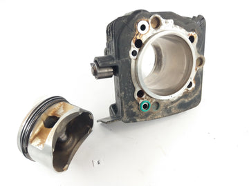 Cagiva Elefant 750 6B [1988] - Cylinder and piston vertical cylinder