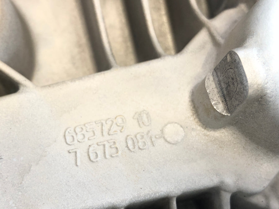 BMW R 1200 RT [2006] - Ventlideckel links