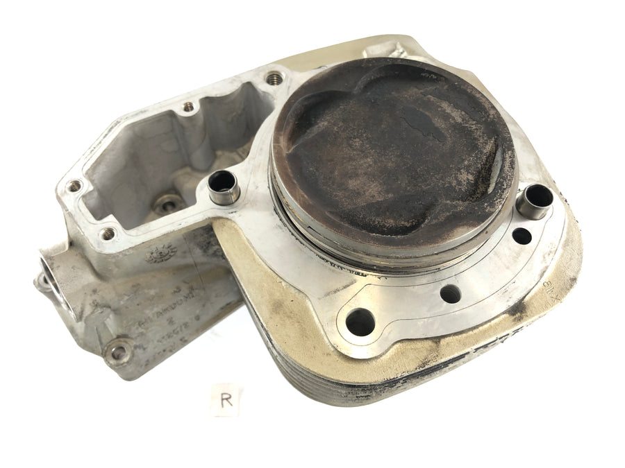 BMW R 1100 R Type 259 [1999] - Cylinder with piston right