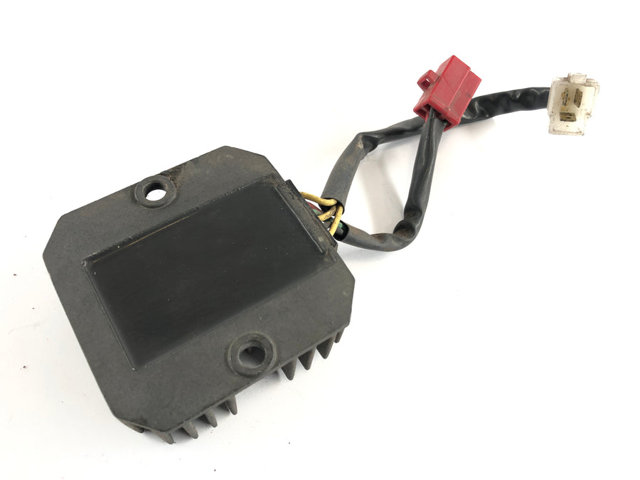 Honda NX 650 Dominator RD02 [1992] - Regulator