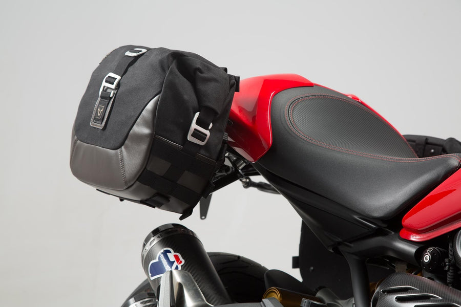 Ducati Monster 1200 S [2017-2020] - Legend Gear LC1 & LC2 Seitentaschensystem Black Edition – Bild 1