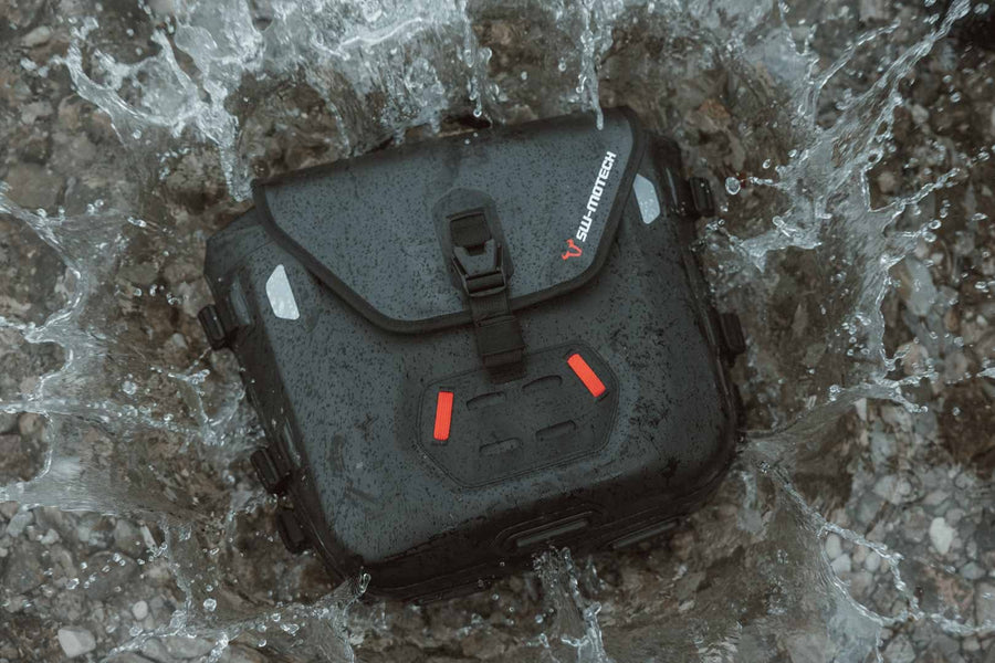 [SW-MOTECH] - SysBag WP S with adapter plate on the right – Figure 5