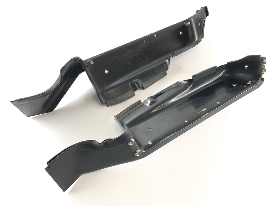 Honda CB 900 F2 SC09 [1985] - Cockpit interior panel storage compartment