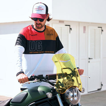 BMW R nineT 1200 Roadster [2014-2023] - Vintage Unitgarage Trucker Hut weiß/rot