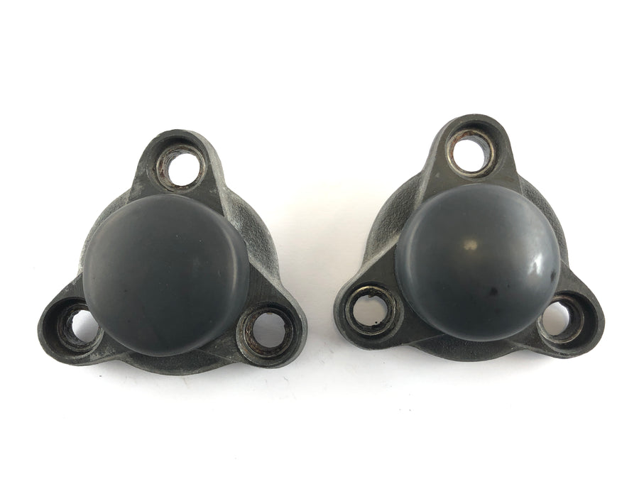 Kawasaki Z 1100 KZT10A [1982] - Swingarm bolt covers
