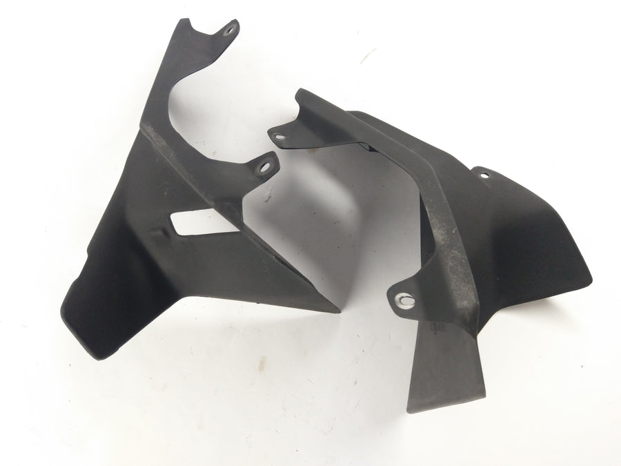 Aprilia RST 1000 Futura [2004] - Interior cladding on the left + right