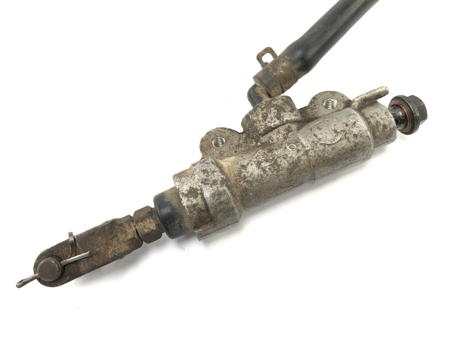 Yamaha DT 125 DE06 [2005] - rear brake pump