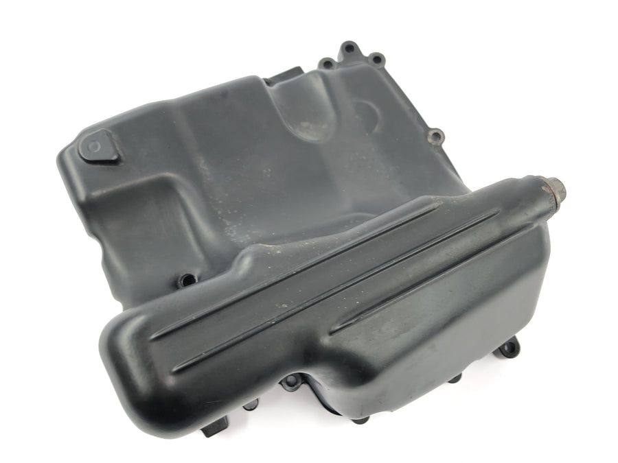 Triumph Street Triple R 675 D67LD [2010] - Oil pan engine lid