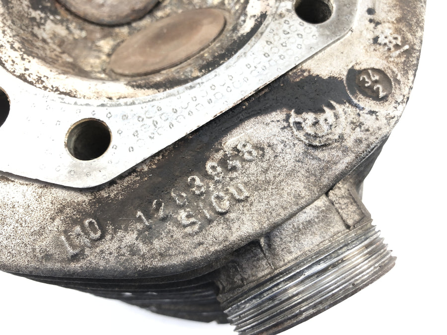 BMW R 100 RT 247 [1981] - Cylinder head on the left