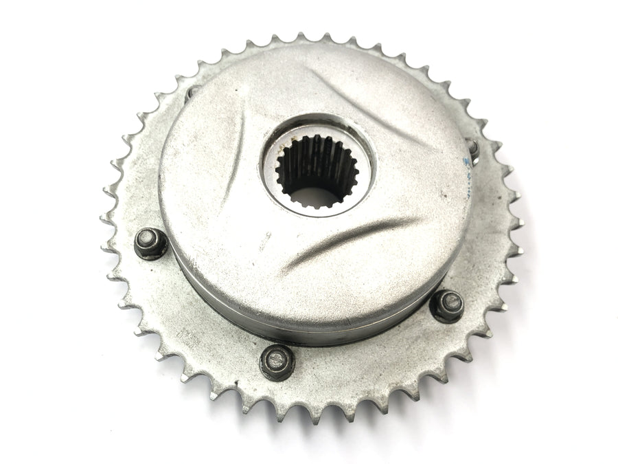 Aprilia RST 1000 Futura [2002] - chain wheel tooth wreath behind
