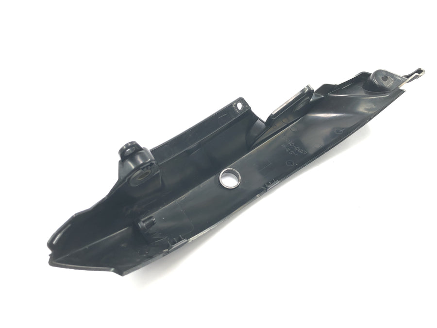 Kawasaki Versys KLE 650 A [2006] - Rear fairing left fairing