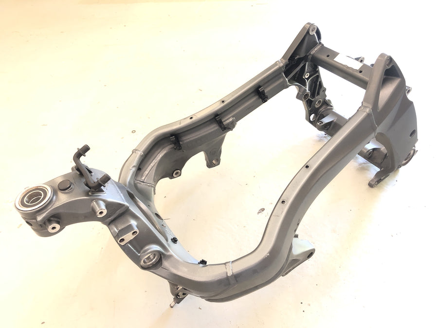 BMW K 1300 S K12S [2010] - frame with papers