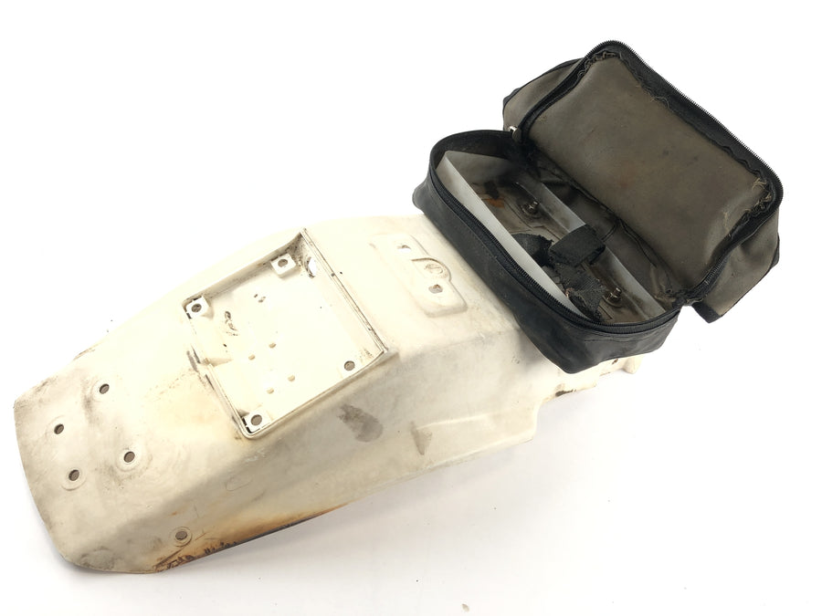 Yamaha TT 600 59X [1986] - fagle wing rear with a tool pocket