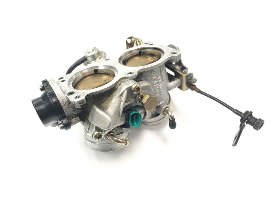Aprilia RSV 1000 RP Mille [2001] - Throttle body injection housing