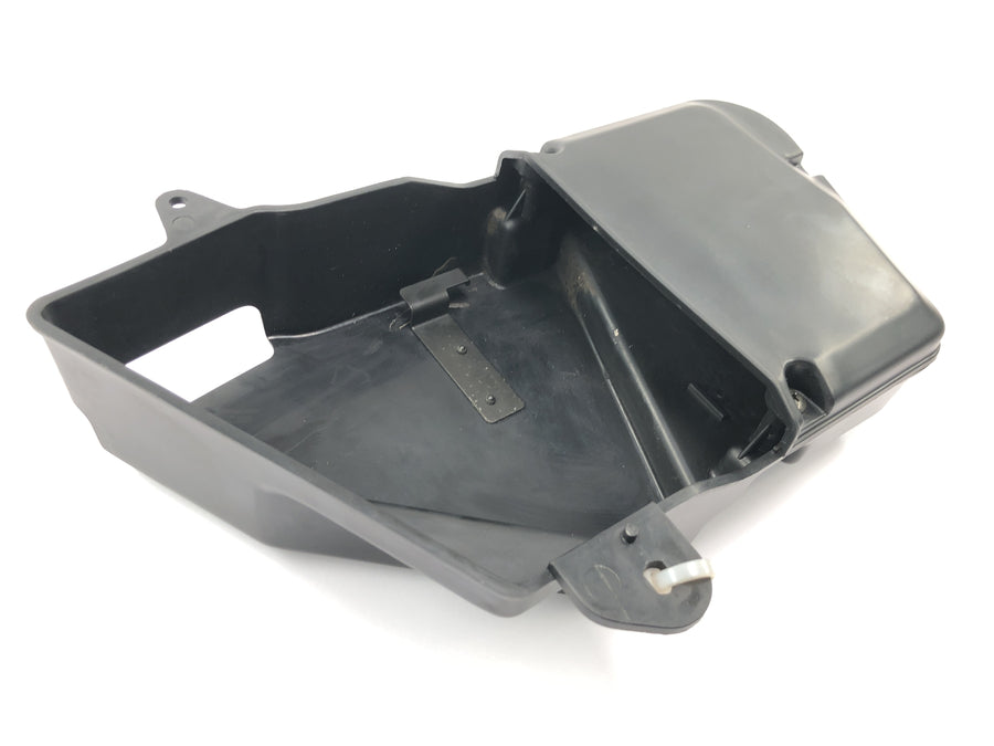Kawasaki VN 800 VN800A [1996] - storage compartment on the right