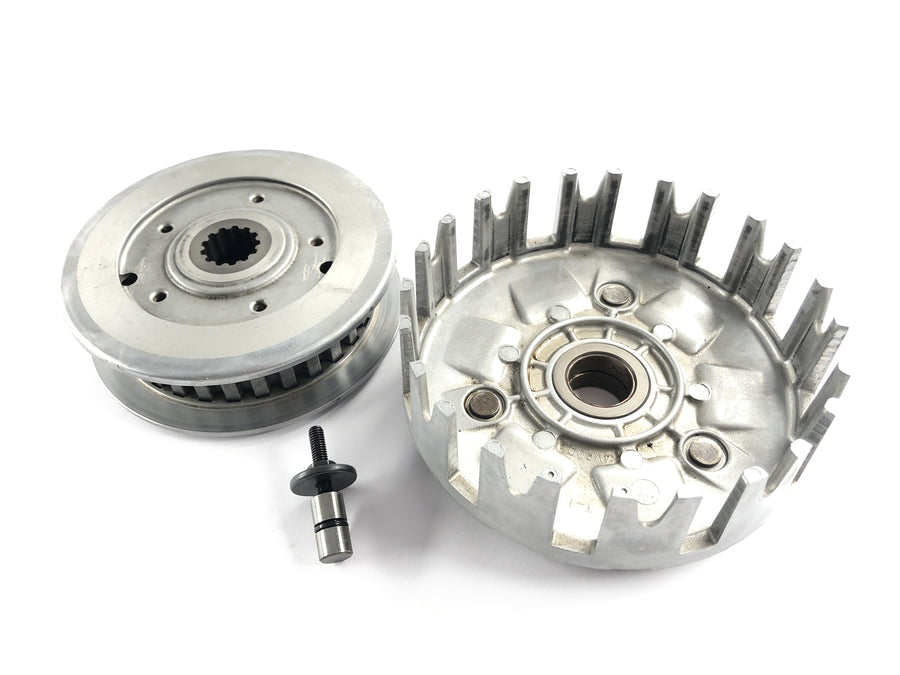 Yamaha XVS 650 Drag Star VM02 [1998] - Clutch basket clutch