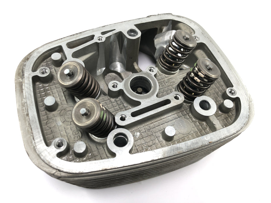 BMW R 1100 RT 259 [1999] - cylinder head valve head right