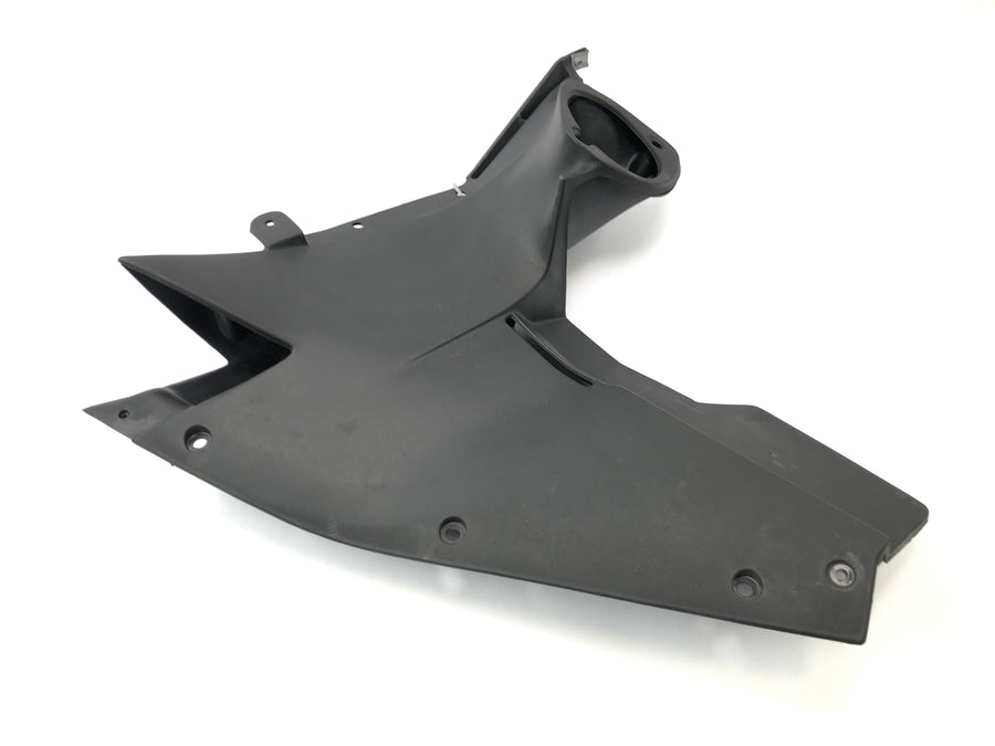 Aprilia RST 1000 Futura [2002] - Air filter housing cover right
