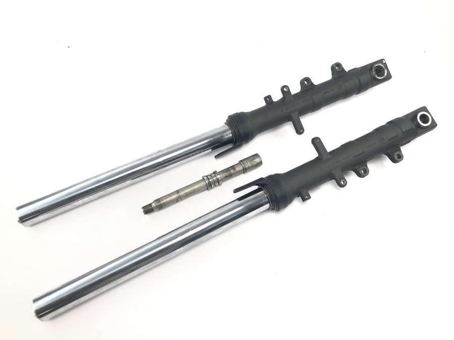 Yamaha MT 03 RM02 [2007] - Gabel Telegabel mit Achse Gabelrohre Gabelholme