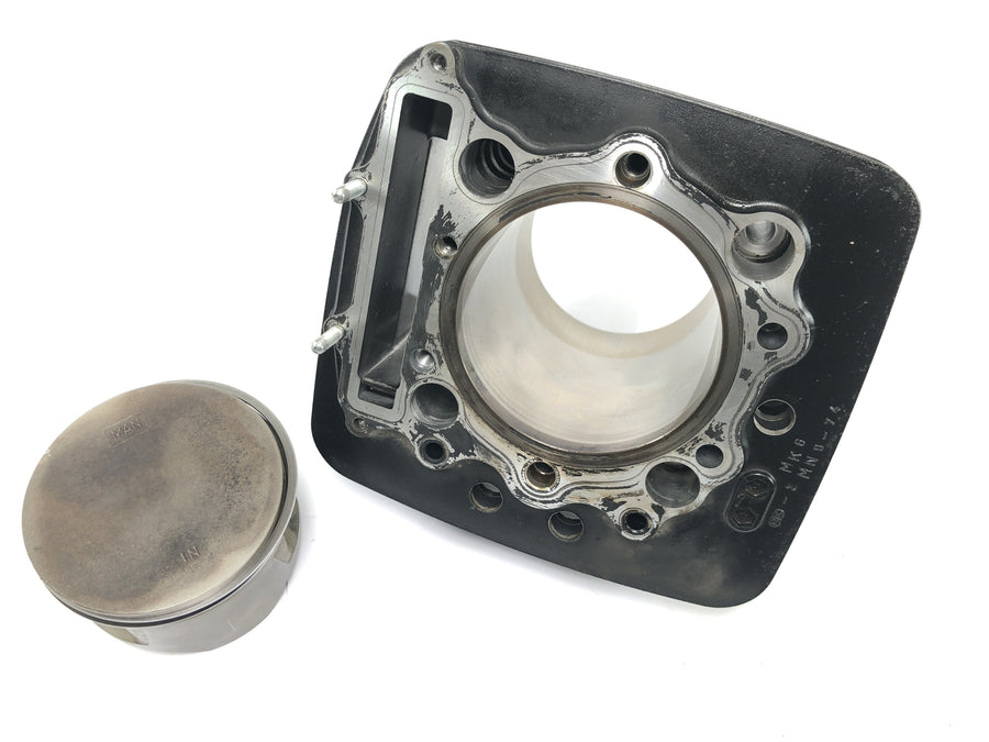 Honda FMX 650 RD12 [2006] - cylinder with piston