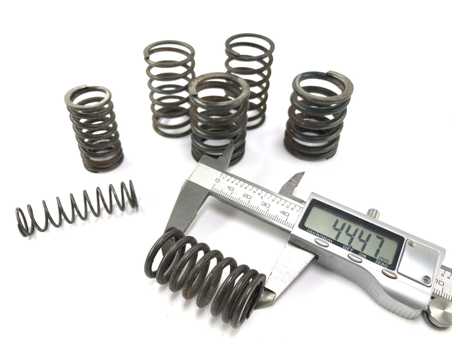 Yamaha XT 500 1U6 [1981] - Valve springs clutch springs bundle