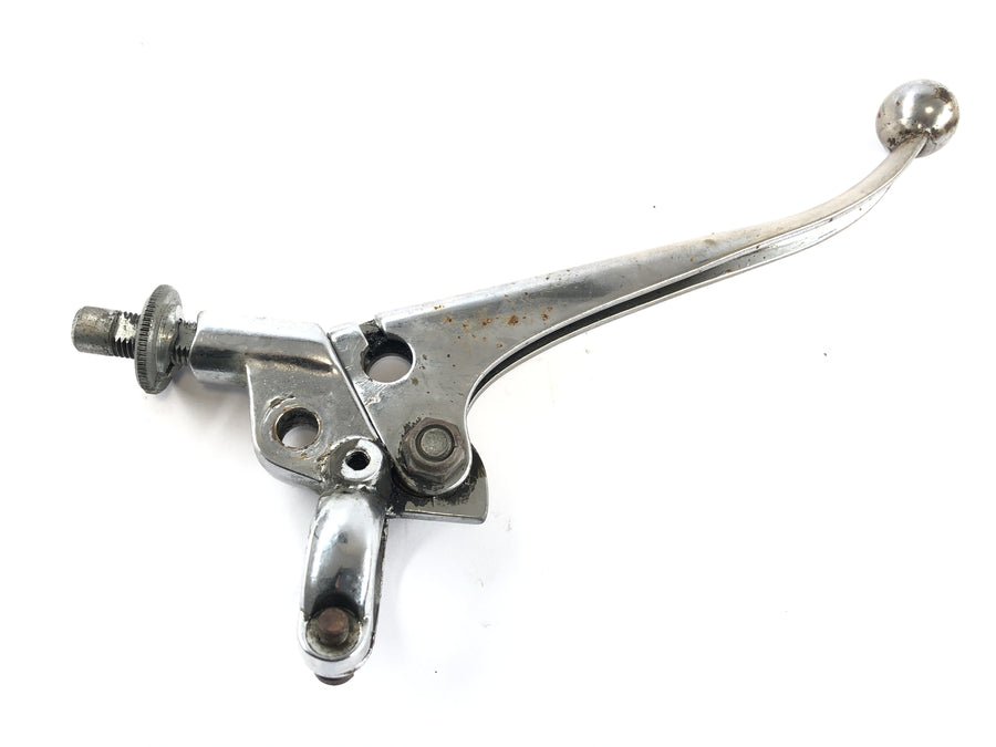 Triumph Bonneville T140V [1976] - clutch fitting with clutch lever
