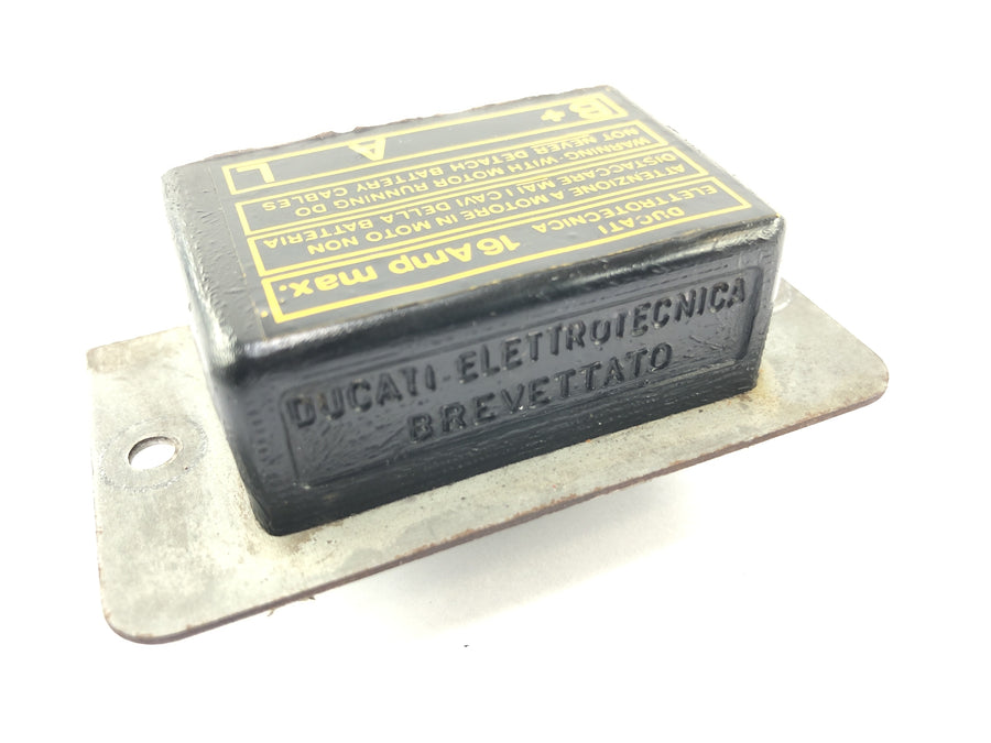 Ducati SL 600 Pantah [1982] - Regulator relay