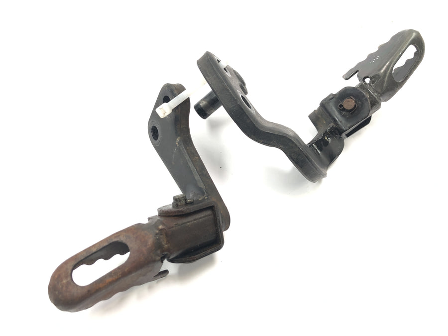 Yamaha XT 600 Z Ténéré 55W [1986] - driver's footrests left and right set couple