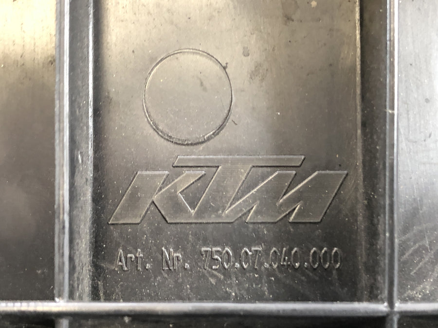 KTM 690 SM Prestige [2007] - Sitz Sitzbank Motorradsitz Sitzfläche