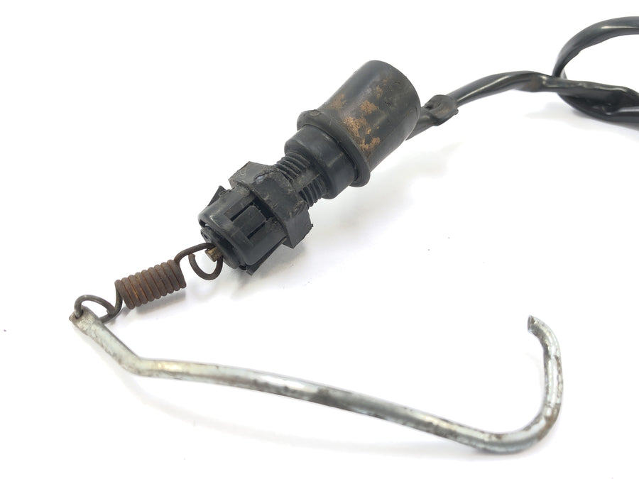 Yamaha XT 350 3YT / 55V [1990] - Brake light switch at the back