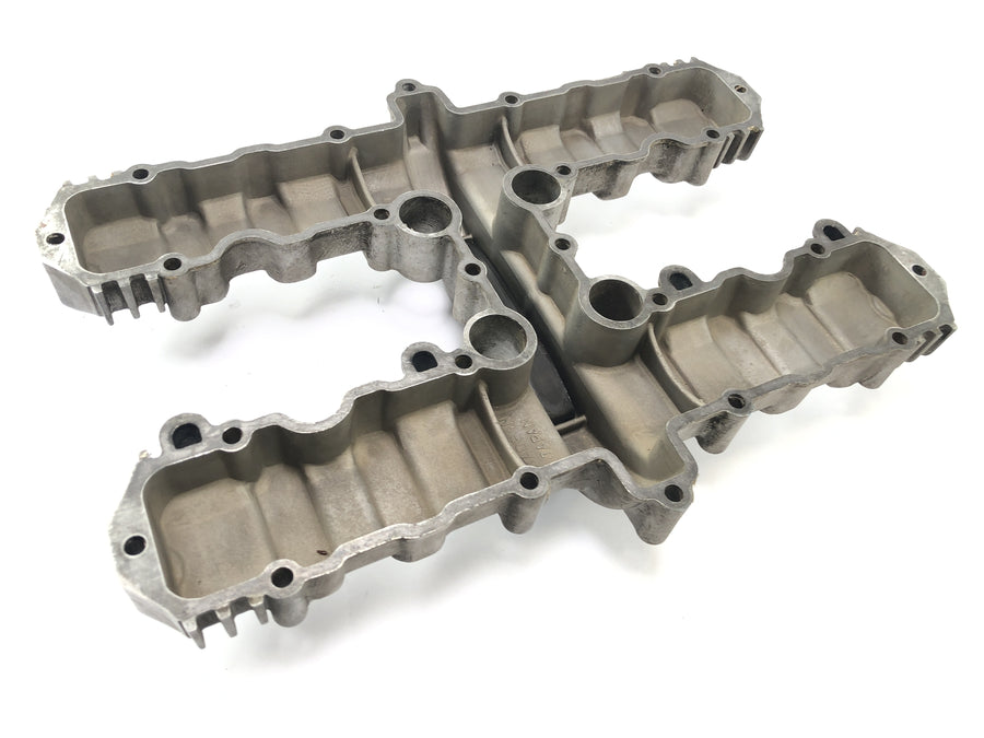 Kawasaki Z 1100 KZZ10A [1984] - Valve lid cylinder head lid