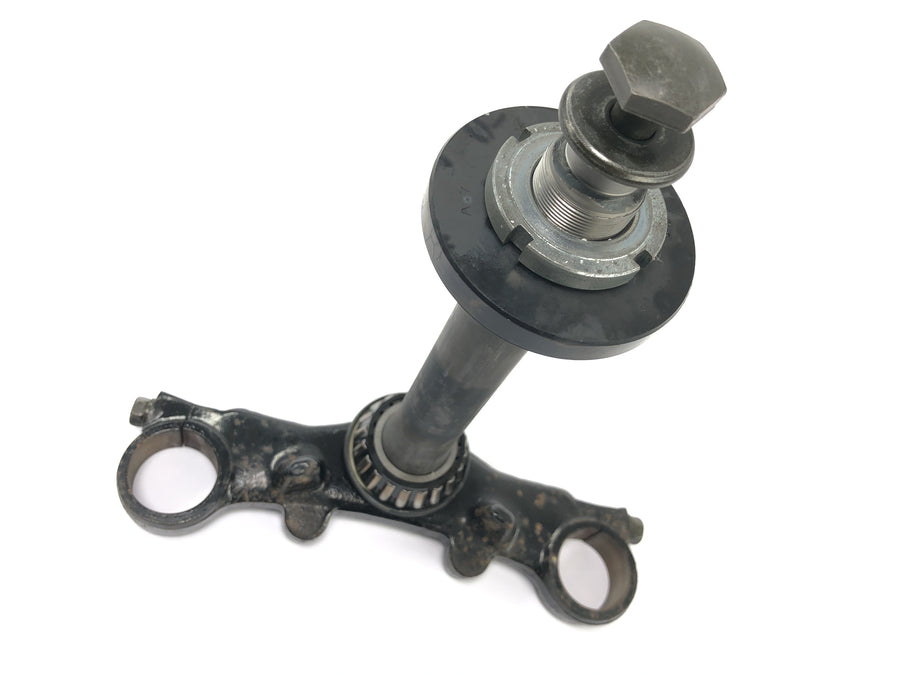 Suzuki RG 250 Gamma GJ21D [1987] - lower fork bridge, steering head lower part fork yoke