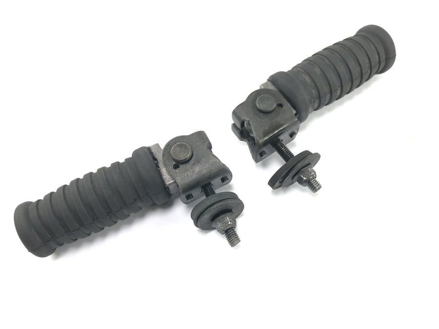Triumph Thunderbird 900 T309RT [1995] - Passenger footrests Pair of foldable footrests