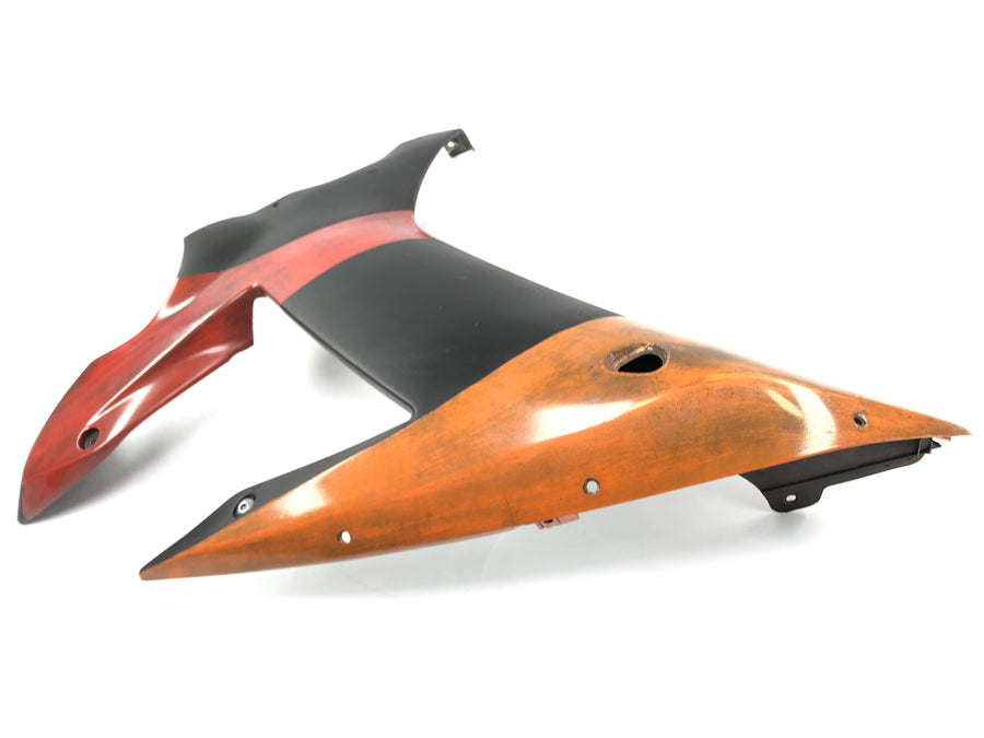 Yamaha YZF R1 RN09 [2003] - Clearing side cladding on the left