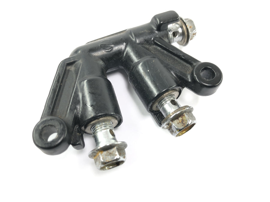 Suzuki RG 250 Gamma GJ21D [1987] - Front brake distributor brake force distributor