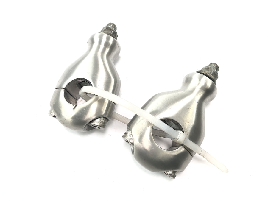 Triumph Speed ​​Triple T509 [1998] - Riser handlebar clamp bracket set pair