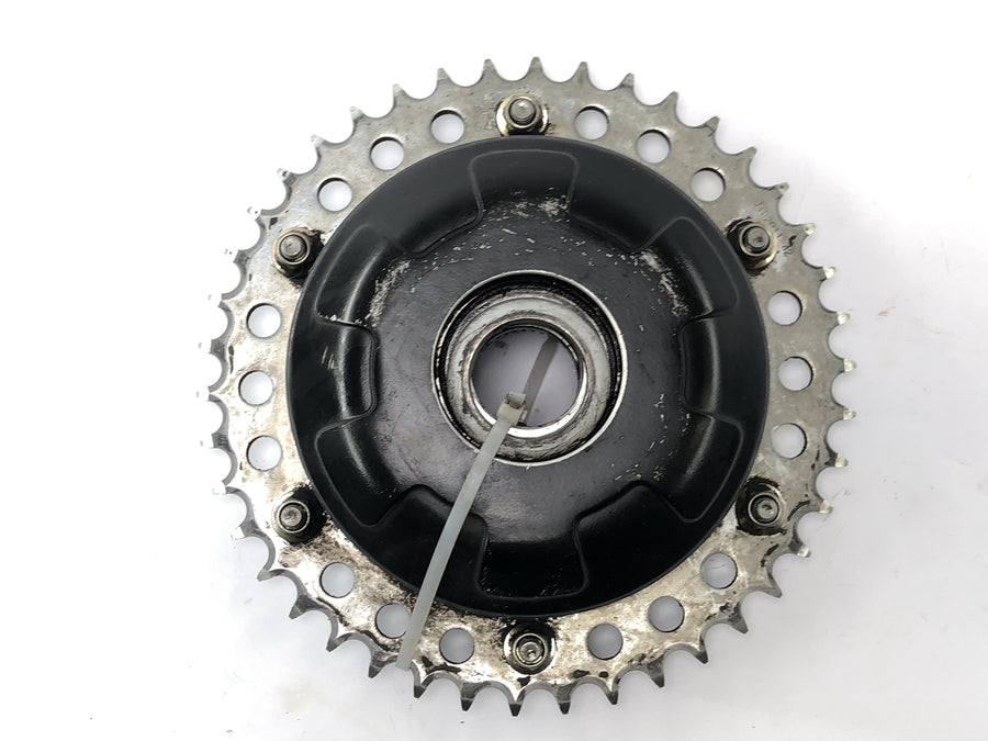 Triumph Sprint ST 1050 [2005] - Kettenrad Ritzel mit Kettenradträger