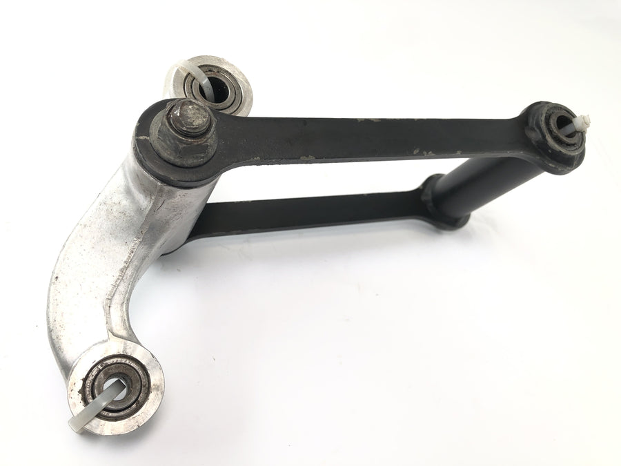 Suzuki GSX-R 1100 W GU75 C [1994] - Deflection lever shock absorber lever connecting piece