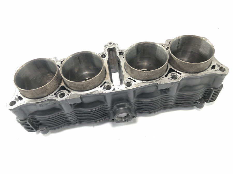 Suzuki GSX-R 1100 W GU75 C [1994] - cylinder with piston