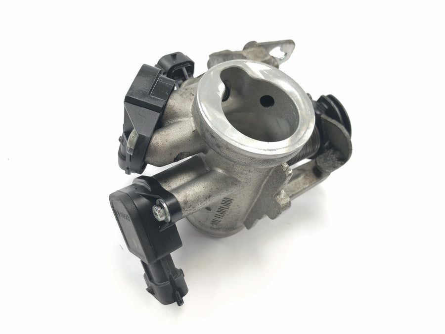 KTM RC 125 [2016] - Throttle valve injection system with sensors