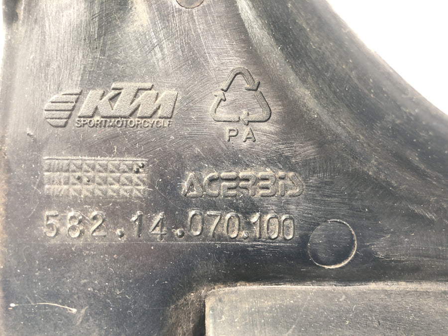 KTM 640 Adventure LC4 [2001] - Cockpitverkleidung Armaturenabdeckung Instrumentenhalter