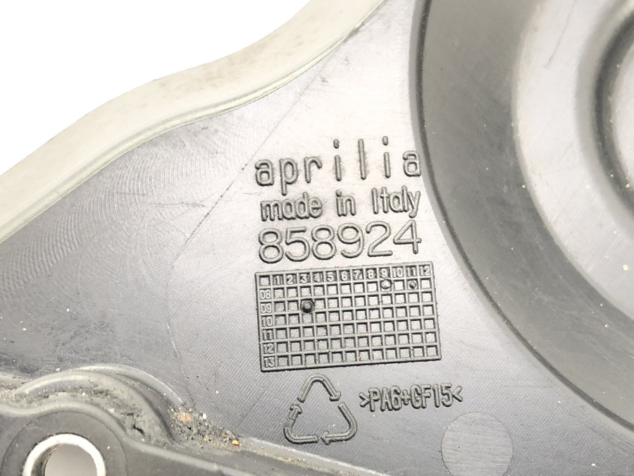Aprilia RSV4 1000 [2010] - sprocket cover