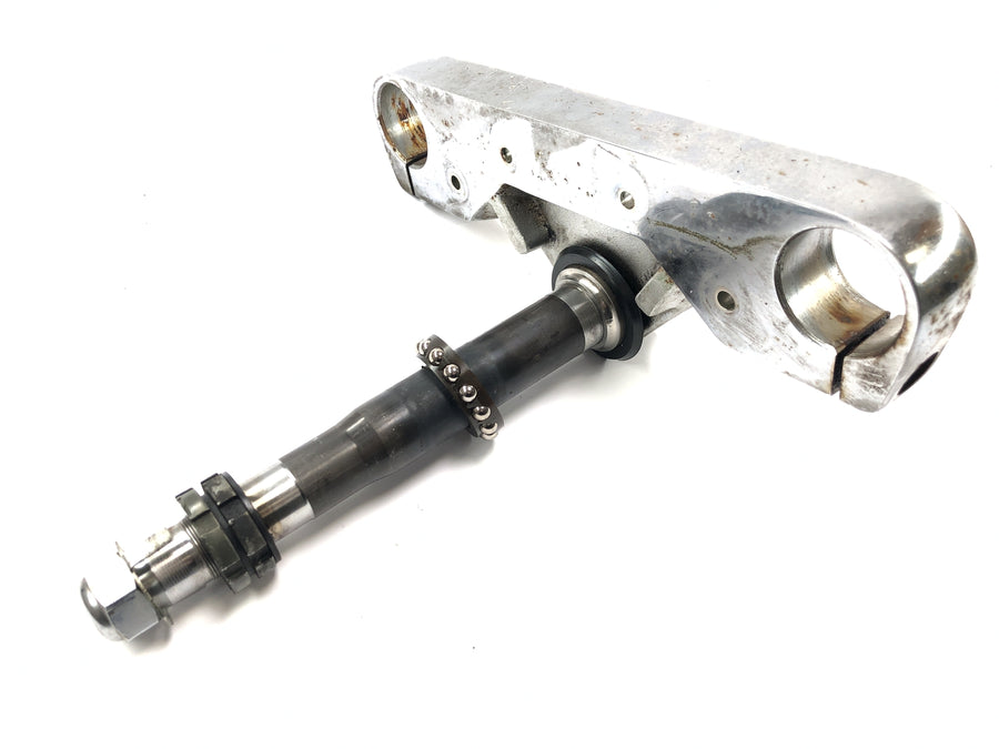 Yamaha XVS 650 Drag Star VM03 [2001] - fork bridge below