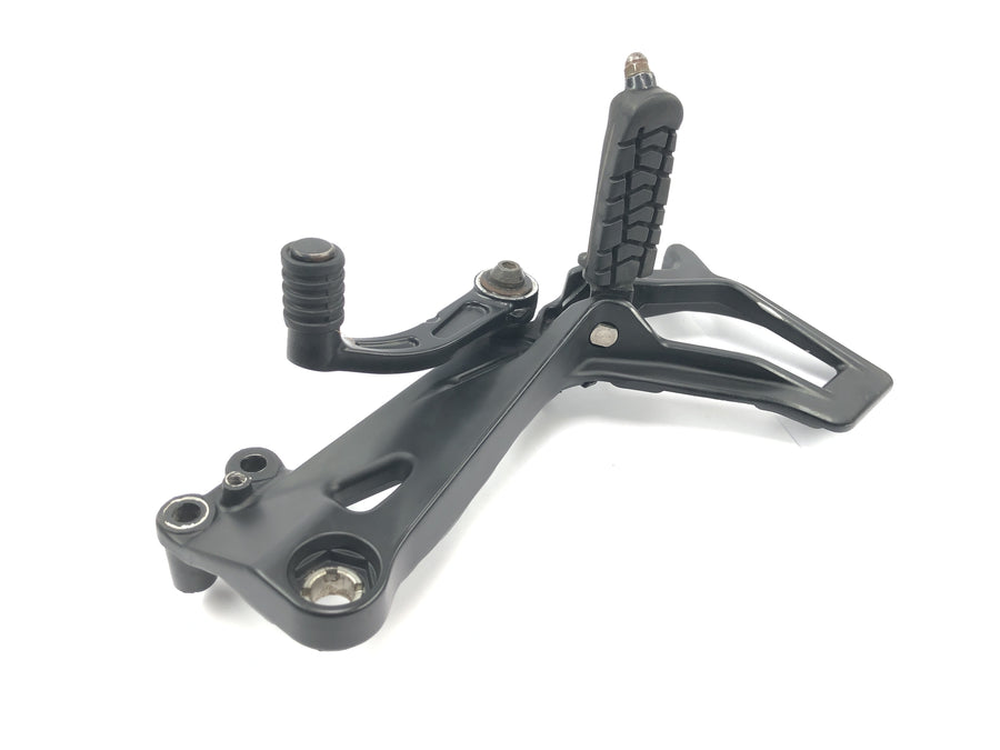 KTM RC 125 [2016] - Footrest driver footrest holder front right with brake pedal