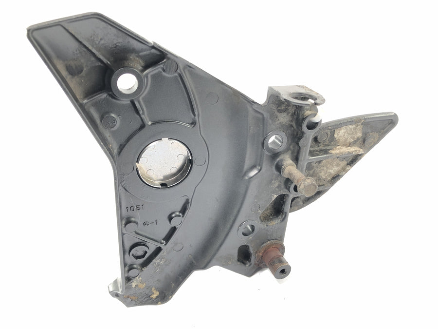 Kawasaki ZR7 ZR750F [1999] - footrest bracket bracket on the right front driver's footrest carrier
