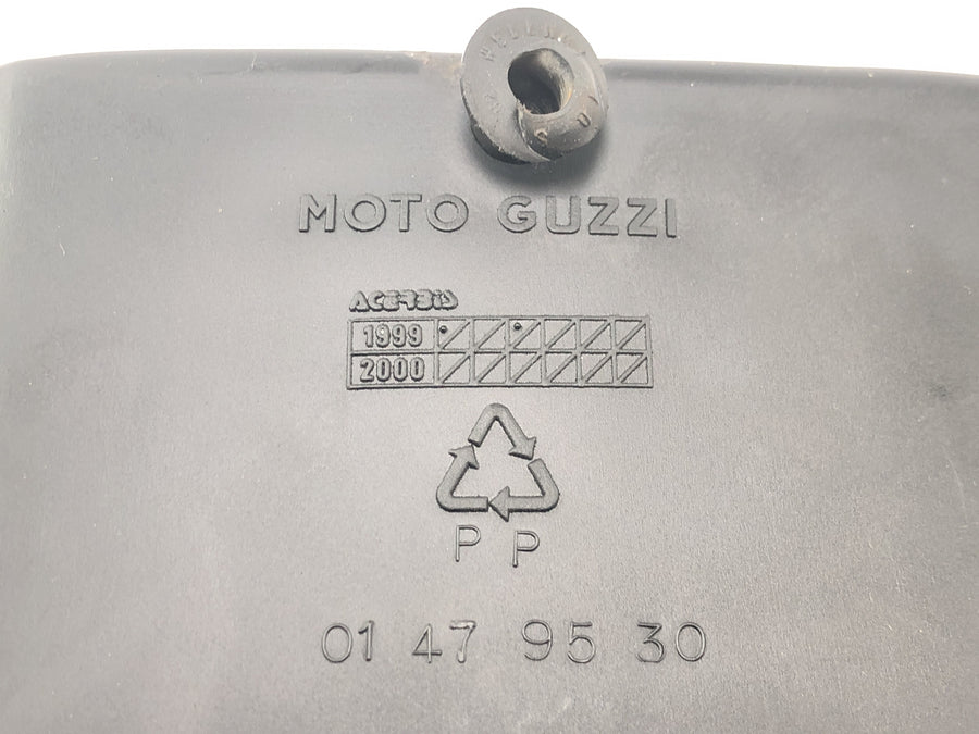 Moto Guzzi V11 Sport [1999] - Staufachdeckel Deckel