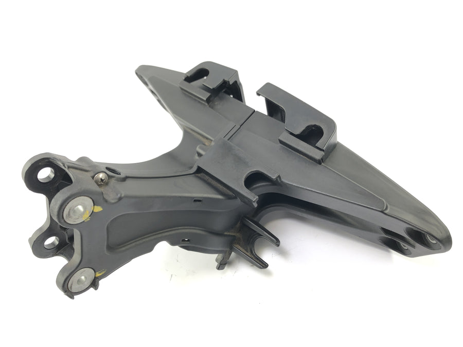 Aprilia RSV4 1000 [2010] - Verkleidungshalter Cockpithalter