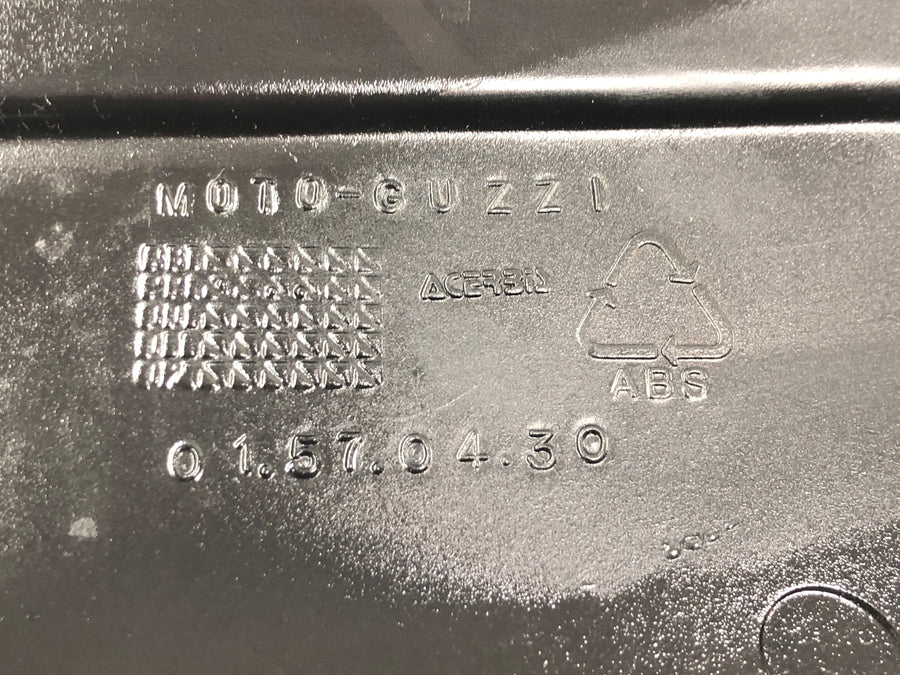Moto Guzzi V11 Sport [1999] - Side panel left side cover panel