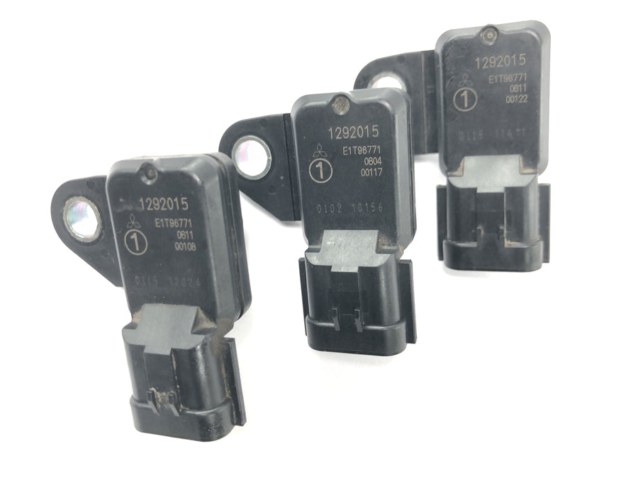 Triumph Bonneville T100 986MF [2012] - Relay bundle